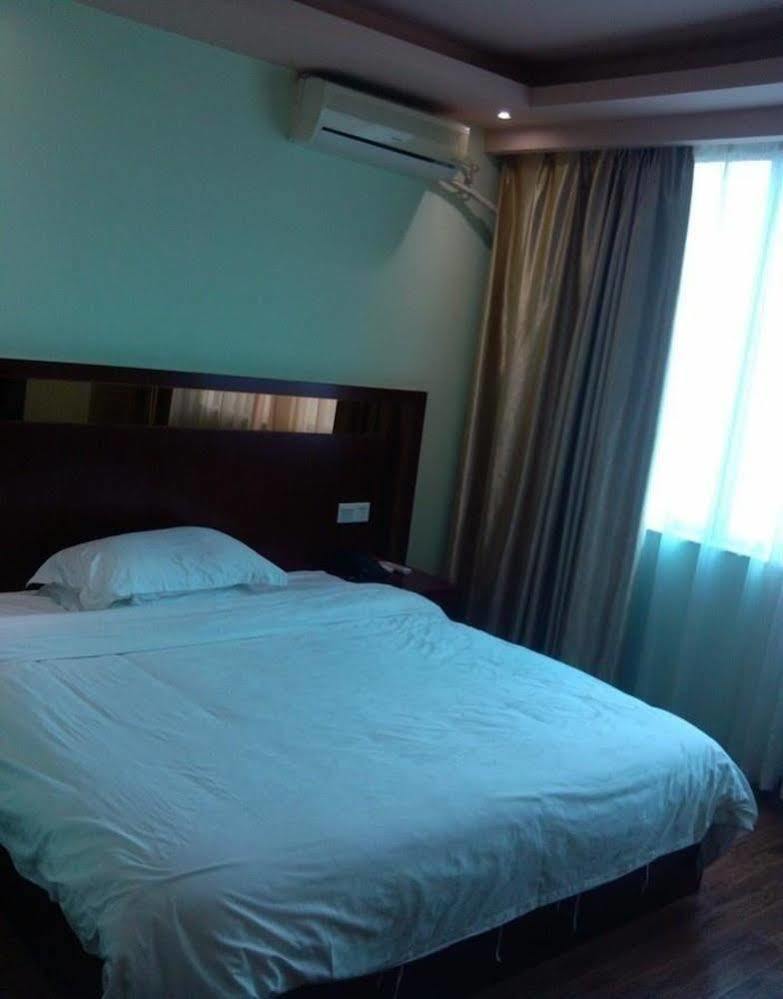 Zhenhai  Zhanjiang Joyful Hotel المظهر الخارجي الصورة
